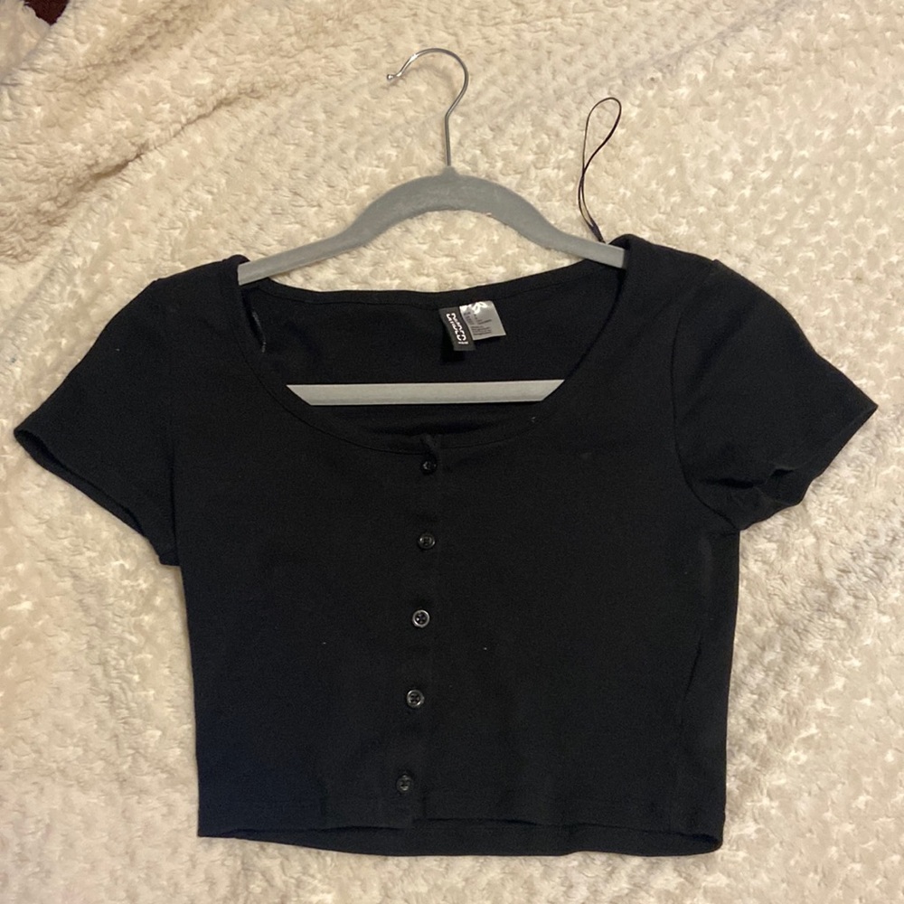 black button up top